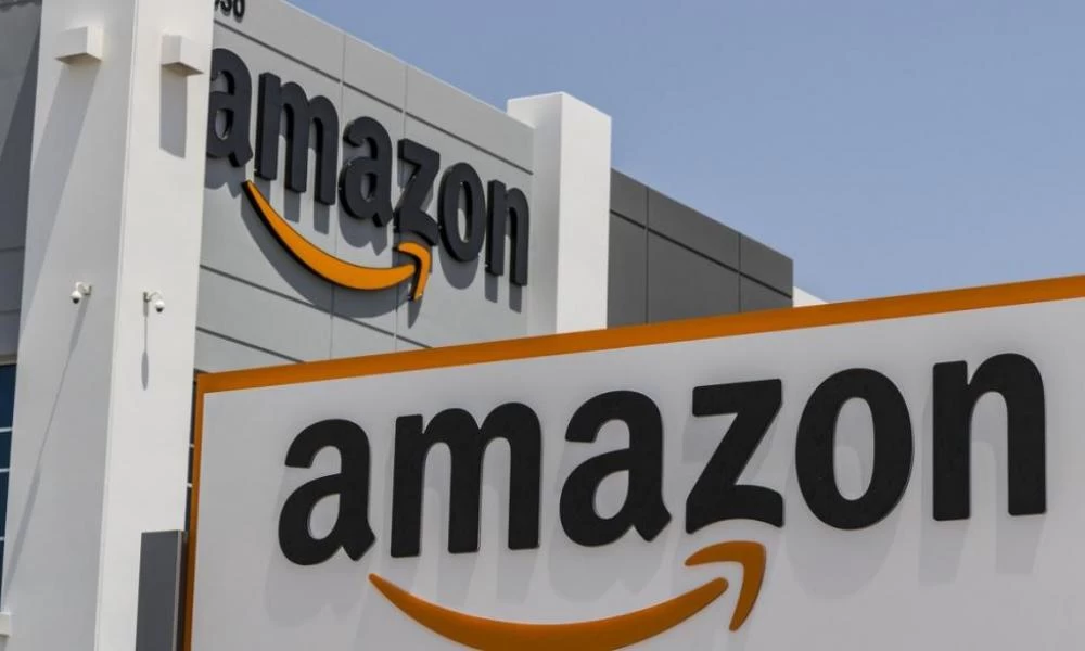 Amazon: Δωροδοκεί τους εργαζόμενους για να μην αργούν στην δουλειά